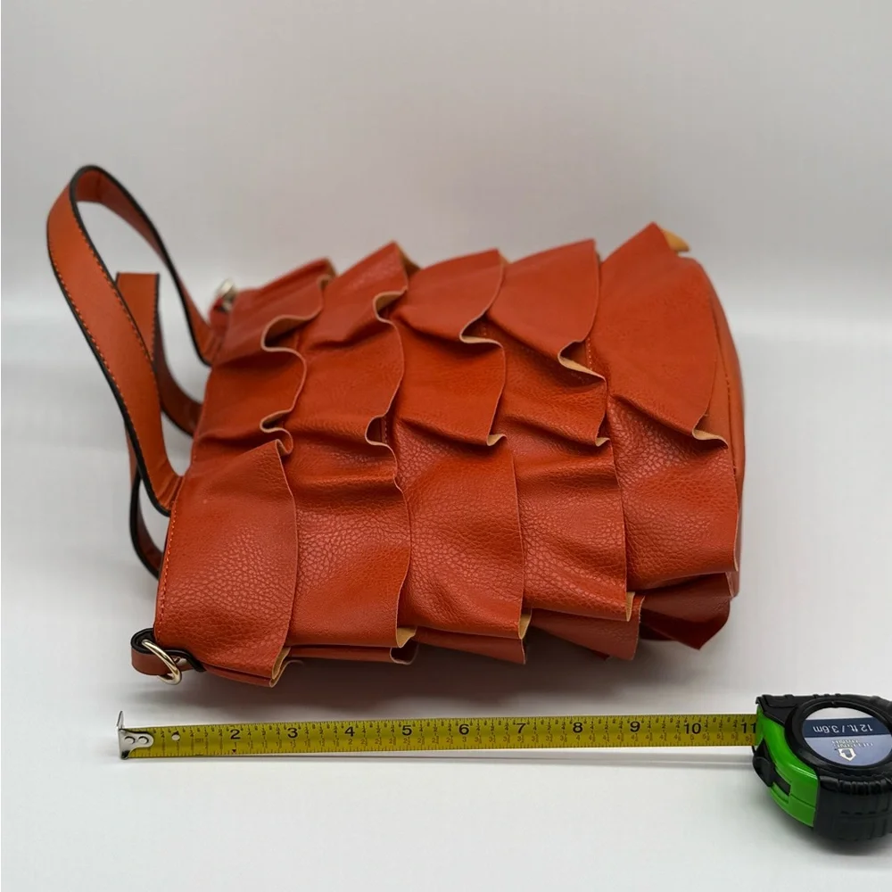 NWOT Orange Ruffle Layered Tote Bag with Handles & Zip - Picture 7 of 11